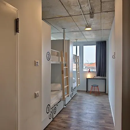 アンダ ベニス *