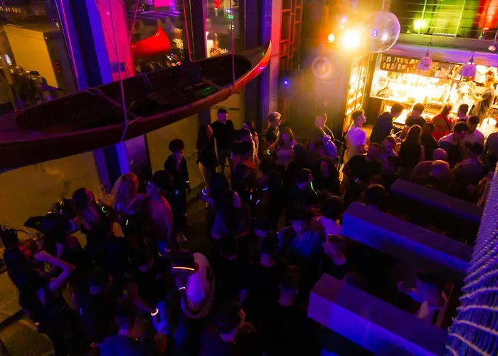 旅馆 安达威尼斯旅舍 *