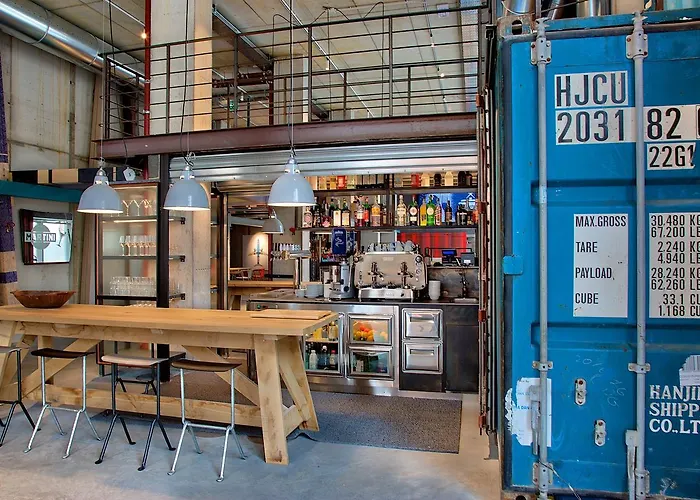 安达威尼斯旅舍