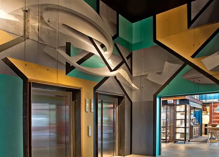 安达威尼斯旅舍 旅馆 *